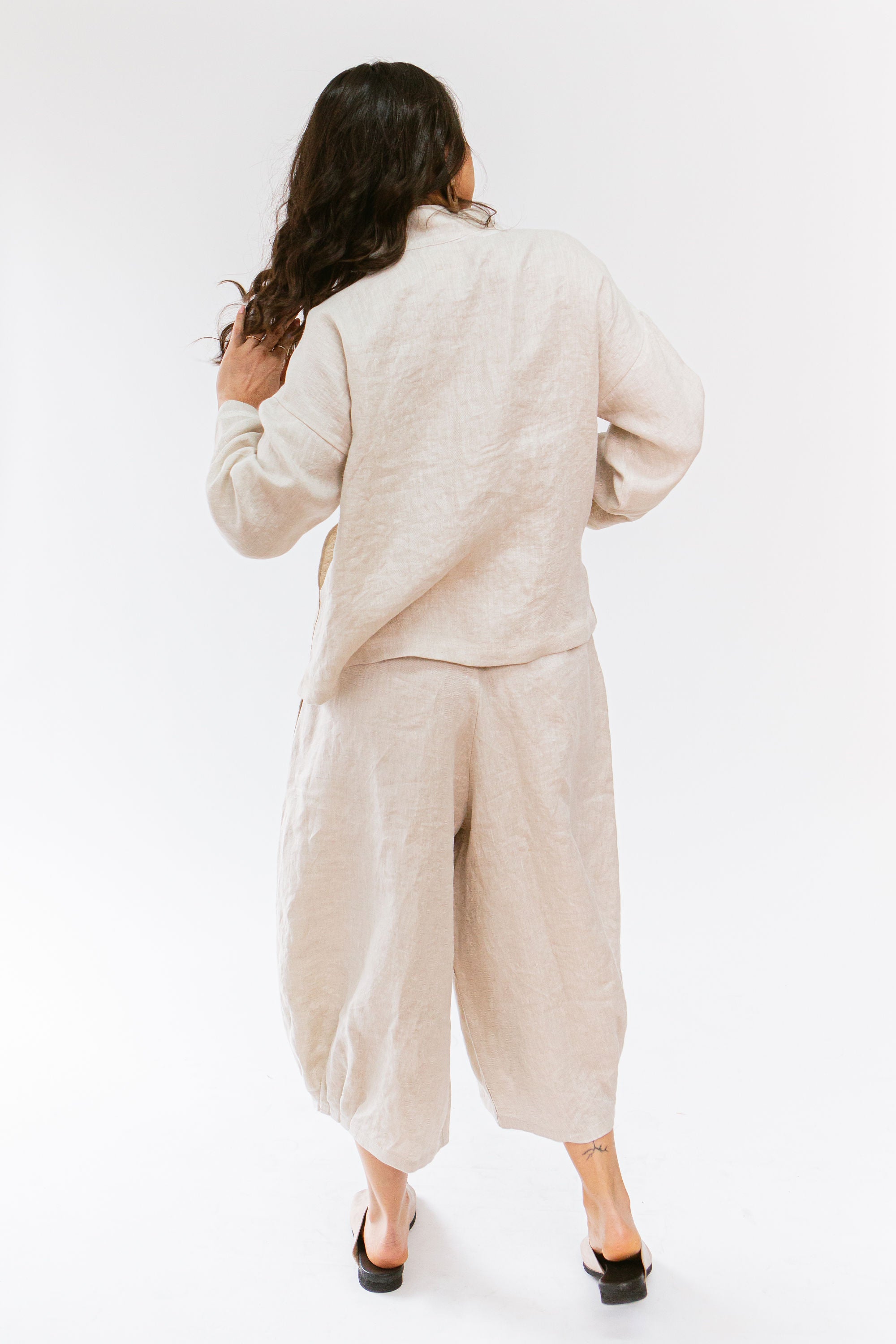Quarter Chore, Linen