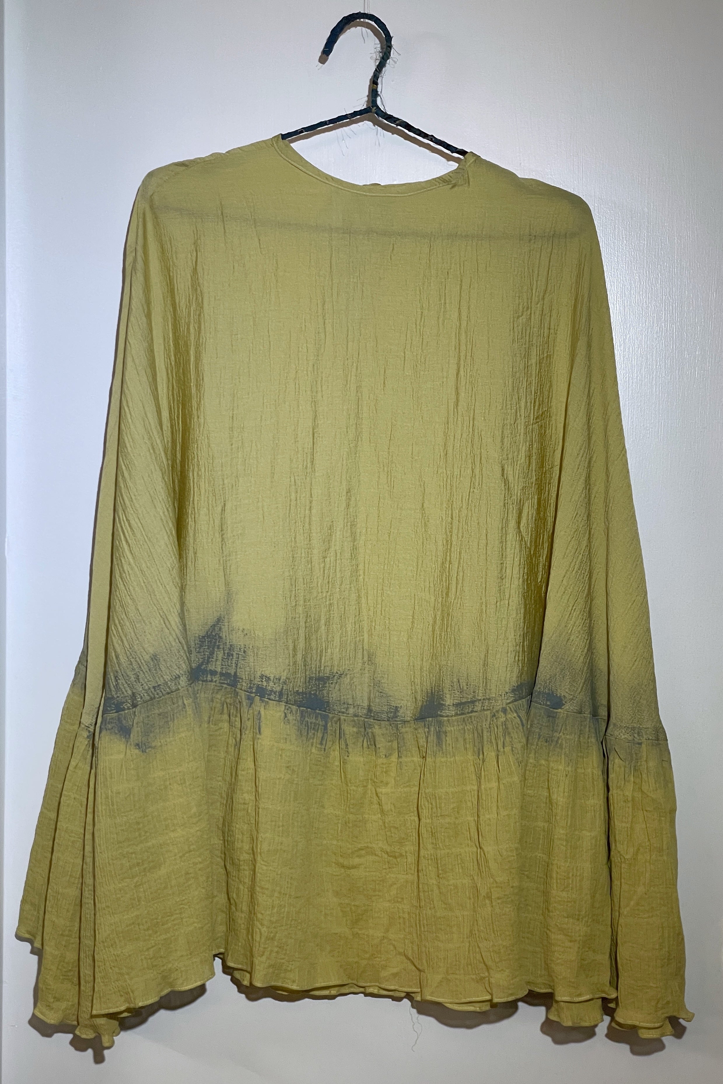 The Sweep Shirt, Citrone, Production Sample