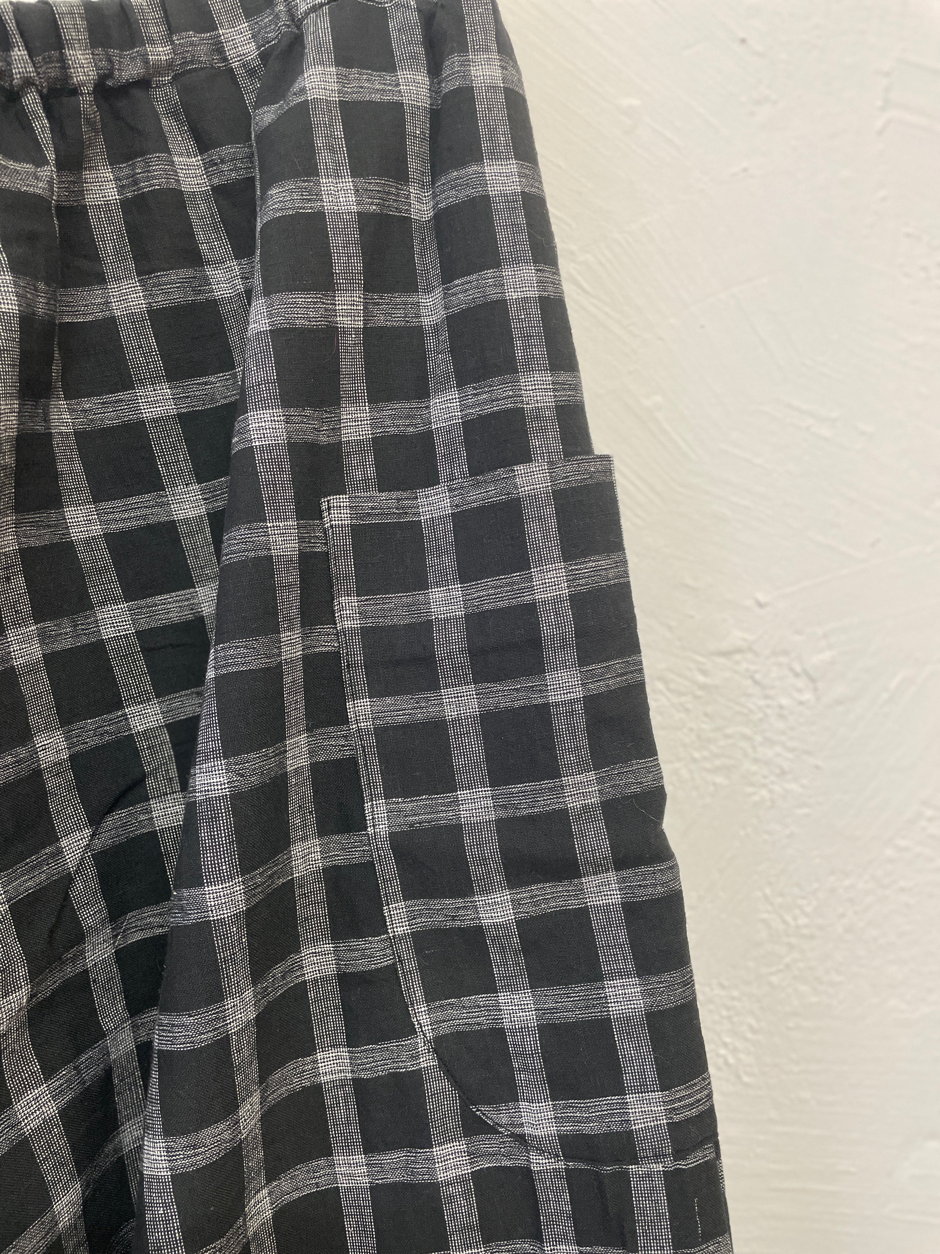 Uno Pant, Check