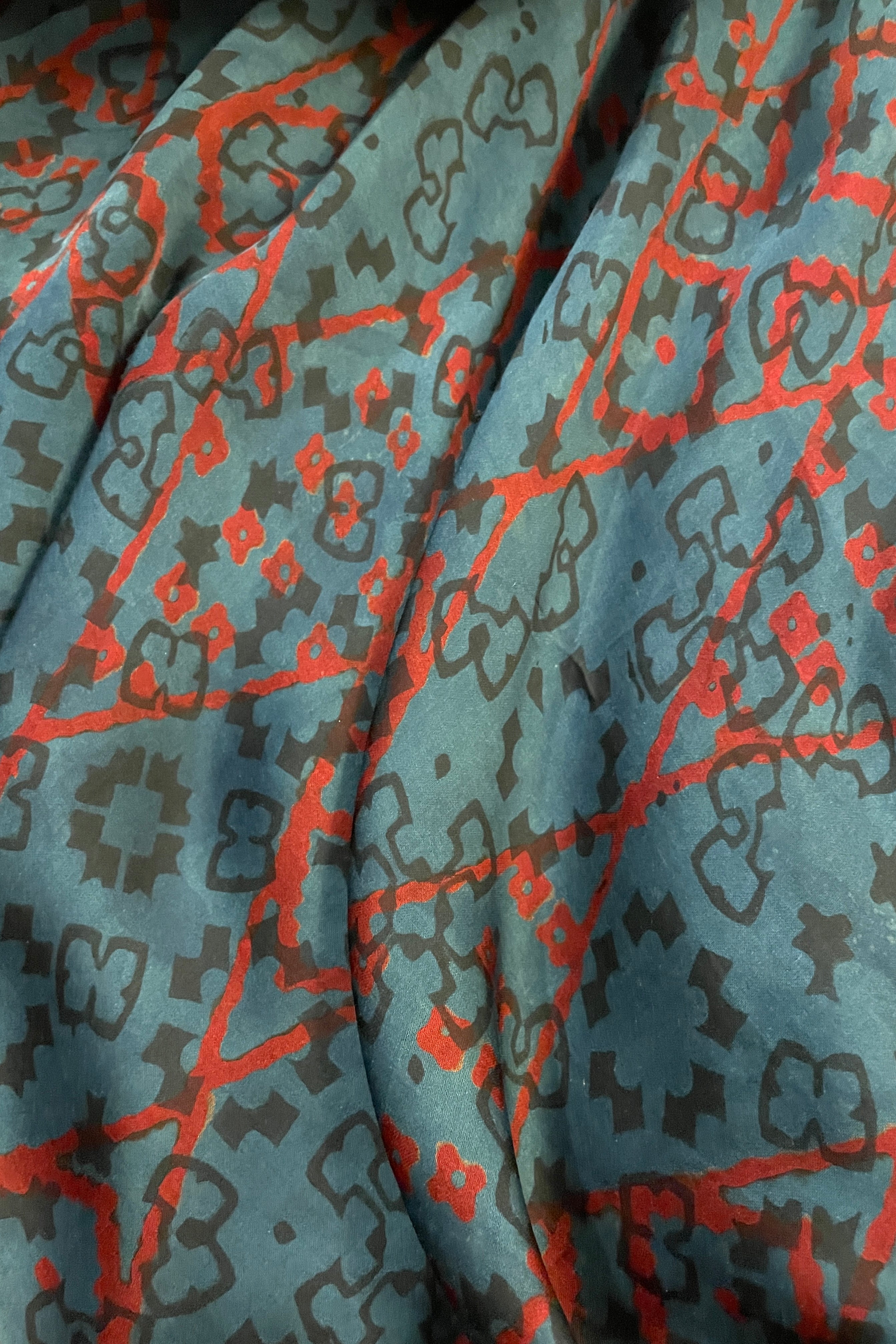 Block-Print Modal & Silk Crinkle Crop Blouse